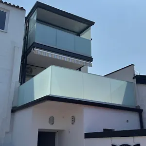 Donella Umag